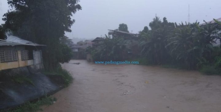 Banjir dan Longsor Manado, Enam Orang Meninggal