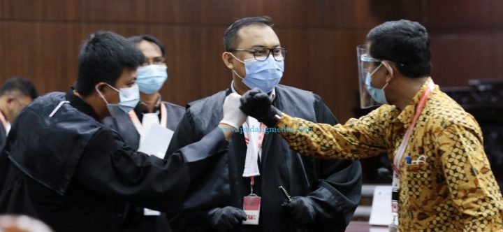 Sidang Perdana PHP Pilgub Sumbar, Kuasa Hukum Mulyadi-Ali Mukhni Tuntut Pemilihan Ulang
