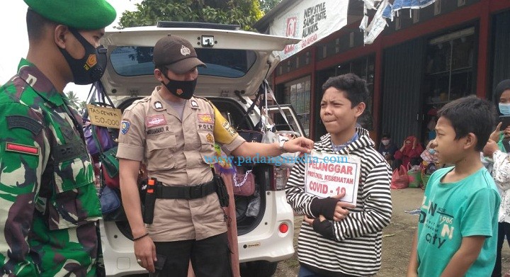 Kasus Positif Covid-19 Melonjak, Solsel Tingkatkan Pelacakan Riwayat Kontak Erat