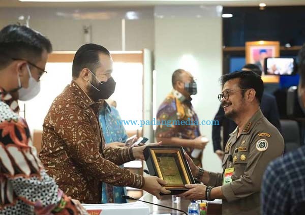 Pertanian Organik dan Sapi Perah Dibahas Wako Fadly Amran ke Menteri Pertanian