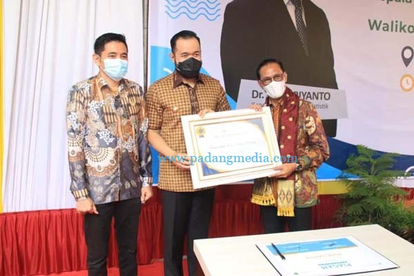 Padangpanjang Punya Pojok Statistik, Pertama di Indonesia
