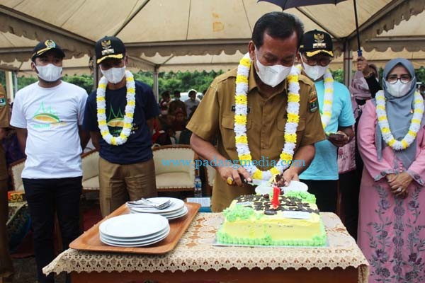 Gubernur Sumbar : Pastikan Satu Varietas Unggul Durian Ada di Solok Selatan