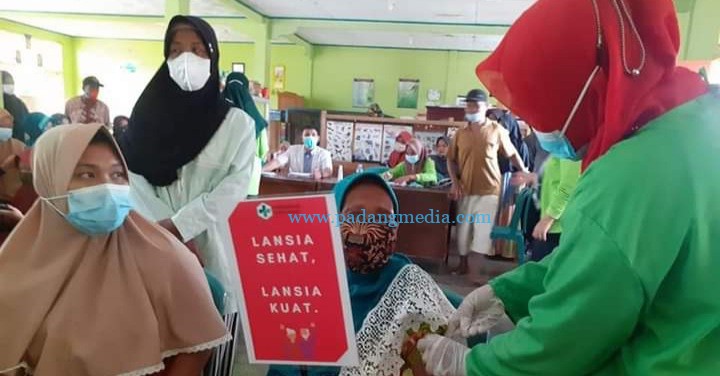 Tingkatkan Penanganan Pasien Positif, Sutan Riska Minta Seluruh Nagari Sediakan Rumah Isolasi