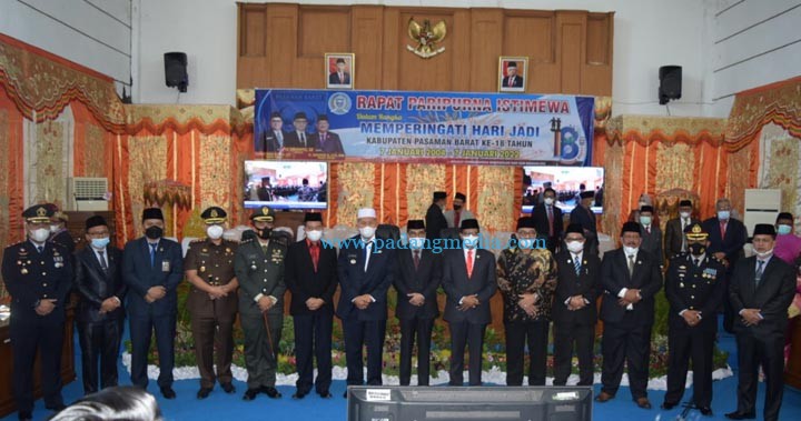 HUT Pasbar