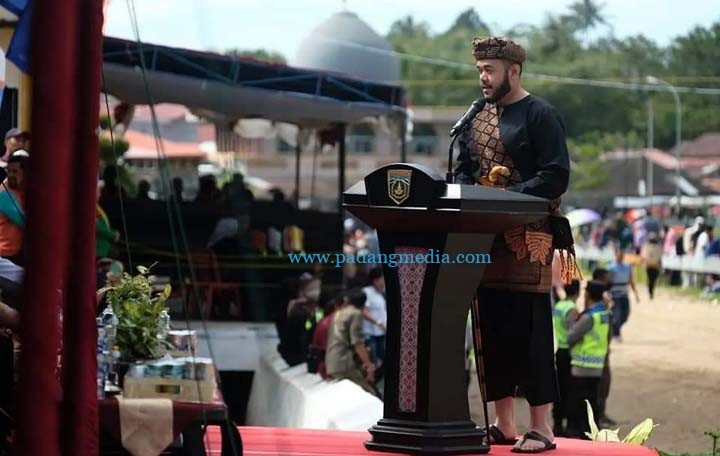 Fadly Amran : Event Pacu Kuda Layak menjadi Trade Mark Kota Padangpanjang
