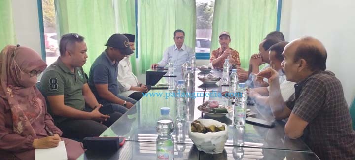 Kunjungan bupati mentawai