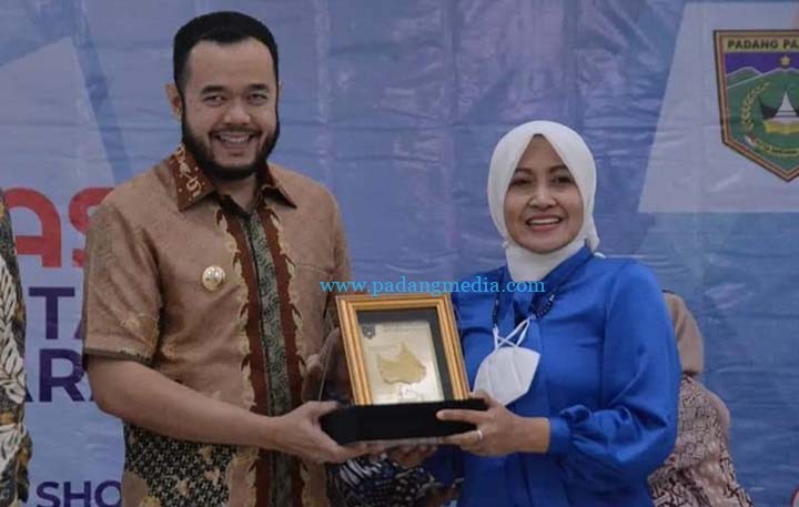 KPi pusat