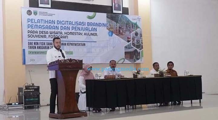Pelatihan digitalisasi