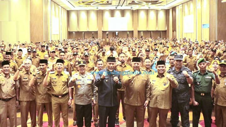 Gubernur  Bersama Wali Nagari dan Kepala Desa se-Sumbar Komit Bebaskan Sumbar Dari Narkoba
