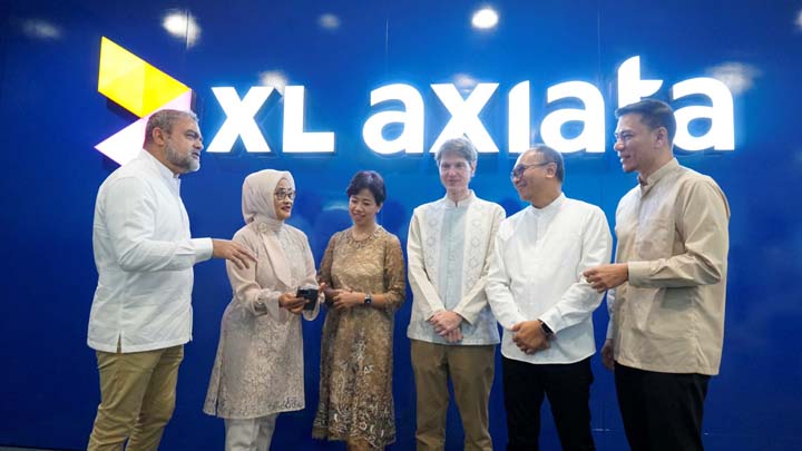 RUPS XL Axiata 2023