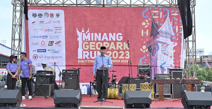 Gubernur Sumbar Lepas 1.700 Peserta Event Olahraga Minang Geopark Run 2023
