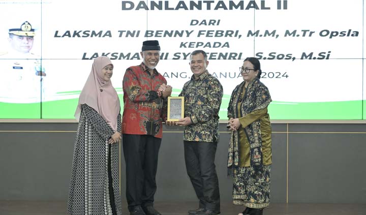 Pisah Sambut Danlantamal II Padang, Mahyeldi Harap Sinergi Forkopimda Sumbar Makin Meningkat