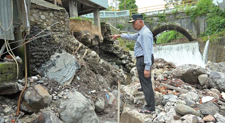 Gubernur Sumbar Tinjau Sejumlah Titik Terdampak Banjir dan Longsor di Tiga Kabupaten