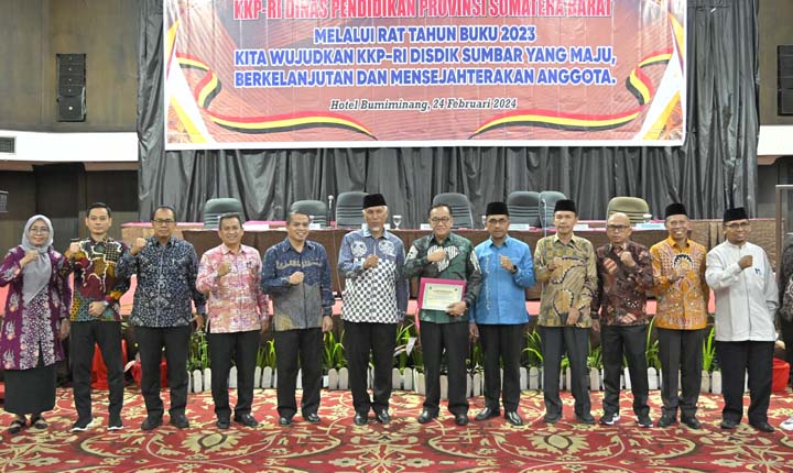 Gubernur Sumbar Mahyeldi Ingatkan Pembinaan Koperasi Perlu Ditingkatkan
