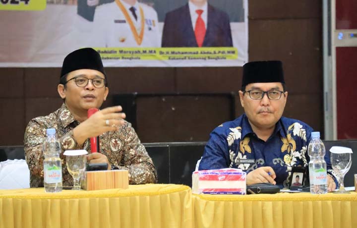 Bimtek PPIH, Stafsus Wibowo Minta Petugas 24 Jam Membersamai Jemaah