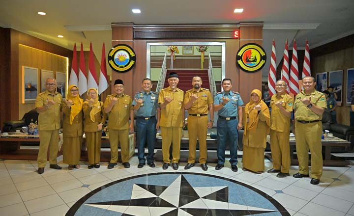 Silaturrahim Lebaran, Gubernur, Wagub, dan Sekda Sumbar Kunjungi Pejabat Unsur Forkopimda