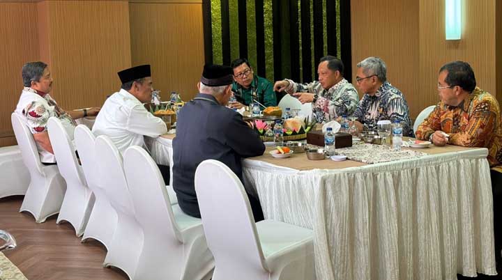 Gubernur Sumbar Kunjungi Kantor Kementan RI, Laporkan Perkembangan Proses Pendataan