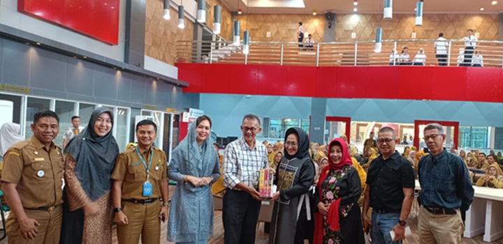 Bedah novel siti nurbaya