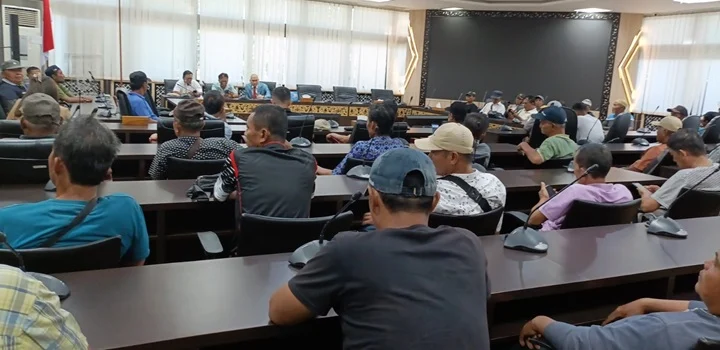 Tak Kunjung Terima Tali Asih, Eks&hellip;