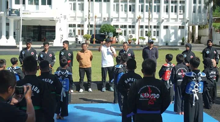 Pj Walikota Sonny Lepas Enam Atlet Hapkido Padang Panjang Yang Akan Berlaga di Kejurnas