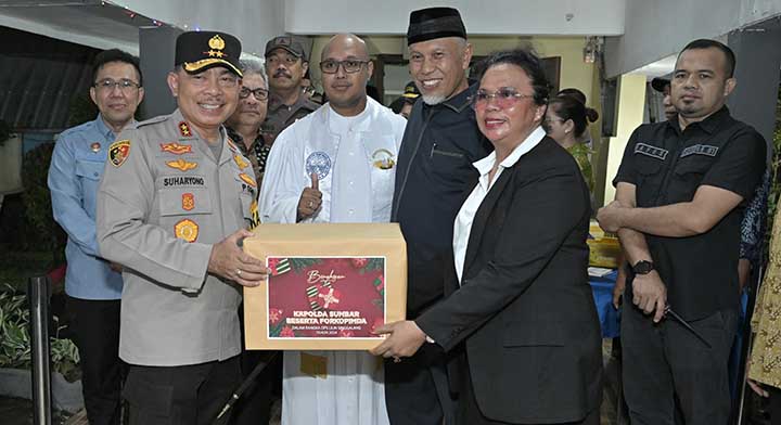 Tinjau Pos Pam dan Gereja, Gubernur Sumbar Tegaskan Natal yang Kondusif Merupakan Tanggung Jawab Bersama