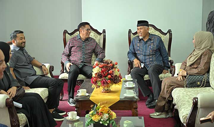 Kunjungan Baleg DPR RI di Sumbar, Gubernur Sampaikan Tiga Aspirasi Penting