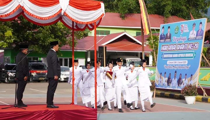 Peringati HAB Kemenag ke-79, Pj Wako padangpanjang Pimpin Upacara di MAN 1