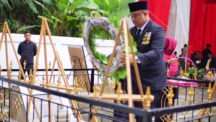 Sutan Anjang Sana Ke Makam