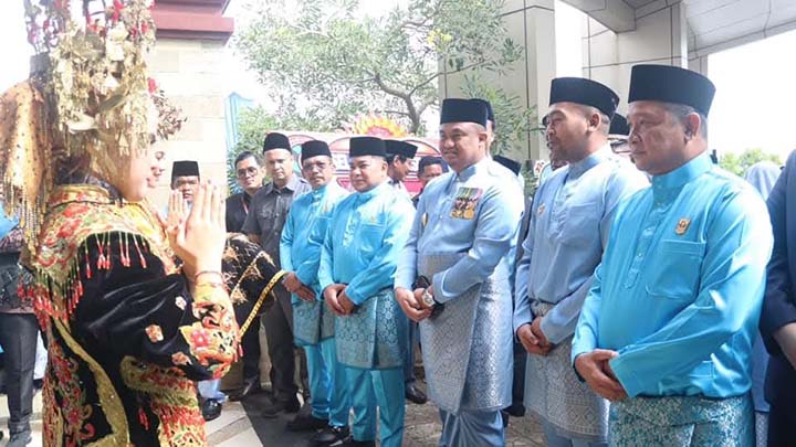 Wagub dan bup hut dharmasraya