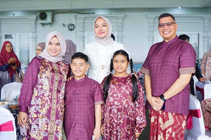 Open hause bupat idharmasraya