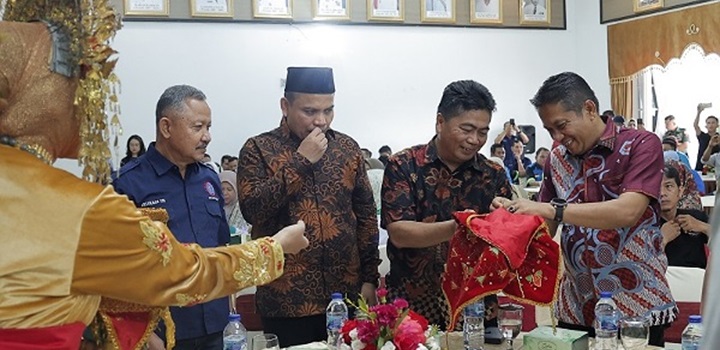 Hari buruh evi yandri copy