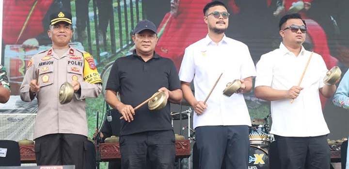 Ketua dprd pecah rekor