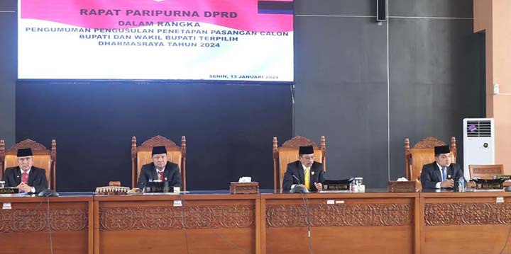 Paripurna pengumuman pengusulan