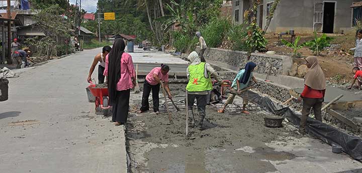Pemprov Sumbar Perbaiki Jalan Penghubung Payakumbuh–Lintau, Progresnya…