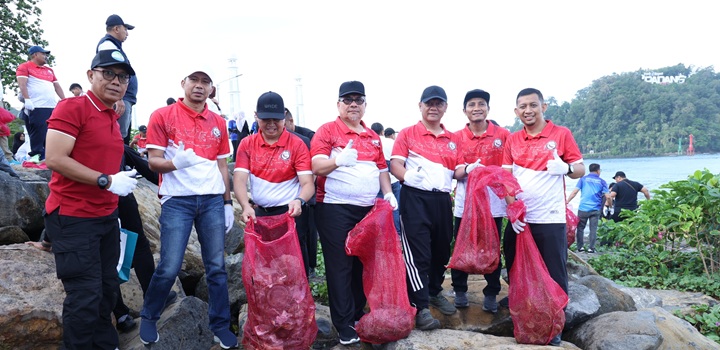 Aksi bersih pantai copy