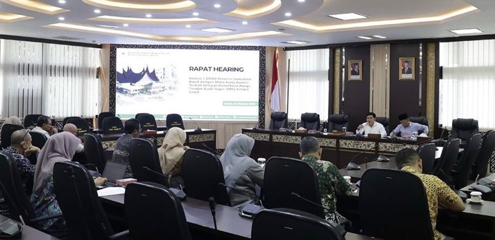 Rapat kerja kom ii copy