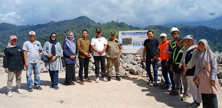 Komisi iv jalan pasar baru alahan panjang copy