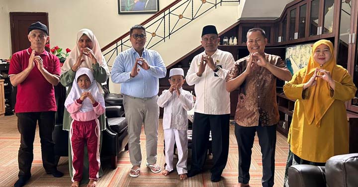 Uru dan murid bertanding