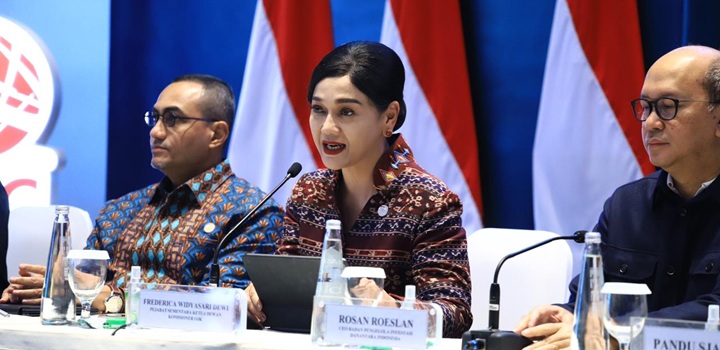 Mbak Kiki OJK