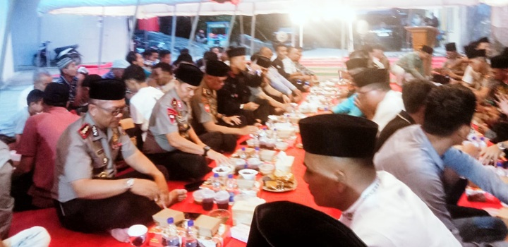 Bukber wakapolda di pessel