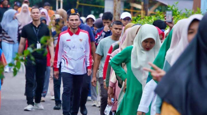 ASN jalan sehat
