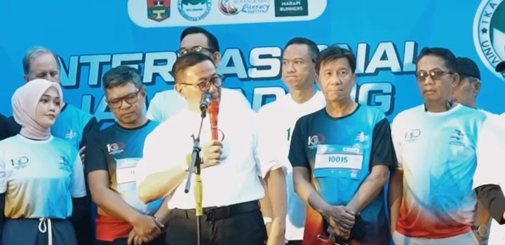 Evi Yandri Jam Gadang Fun Copy