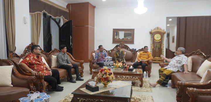 Ketua DPRD Sumbar KPID Copy