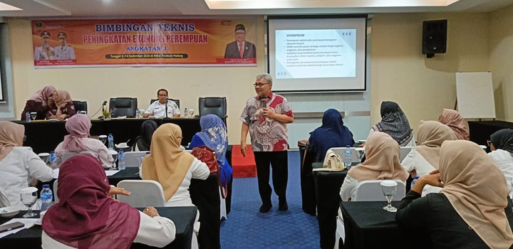 Muhidi Bimtek Peningkatan ekonomi perempuan Copy
