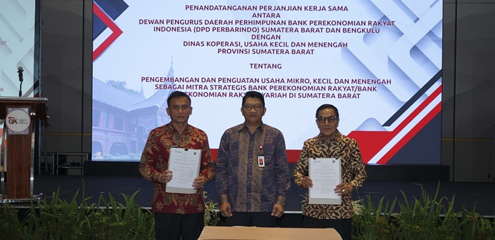 Penandatanganan PKS Perbarindo Dinas Koperasi UKM.jpg(1)