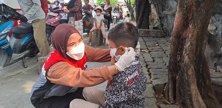 Pertamina bagi masker padang kabut asap karhutla