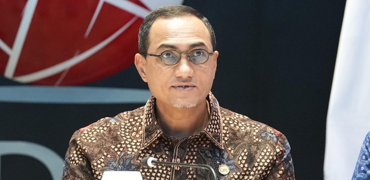 Hasan Fawzi OJK
